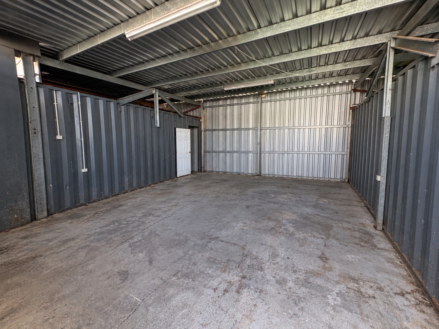 Commercial Property for Sale in Vincent Eastern Cape